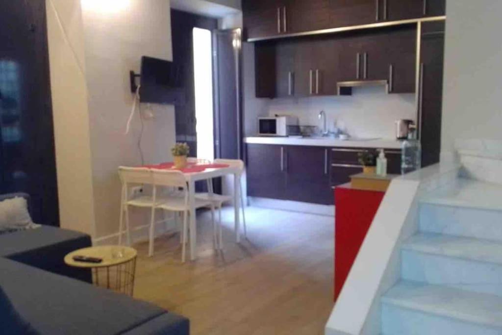 Esse Atico. Precioso Atico Con Terraza En Pleno Centro Lägenhet Sevilla Exteriör bild