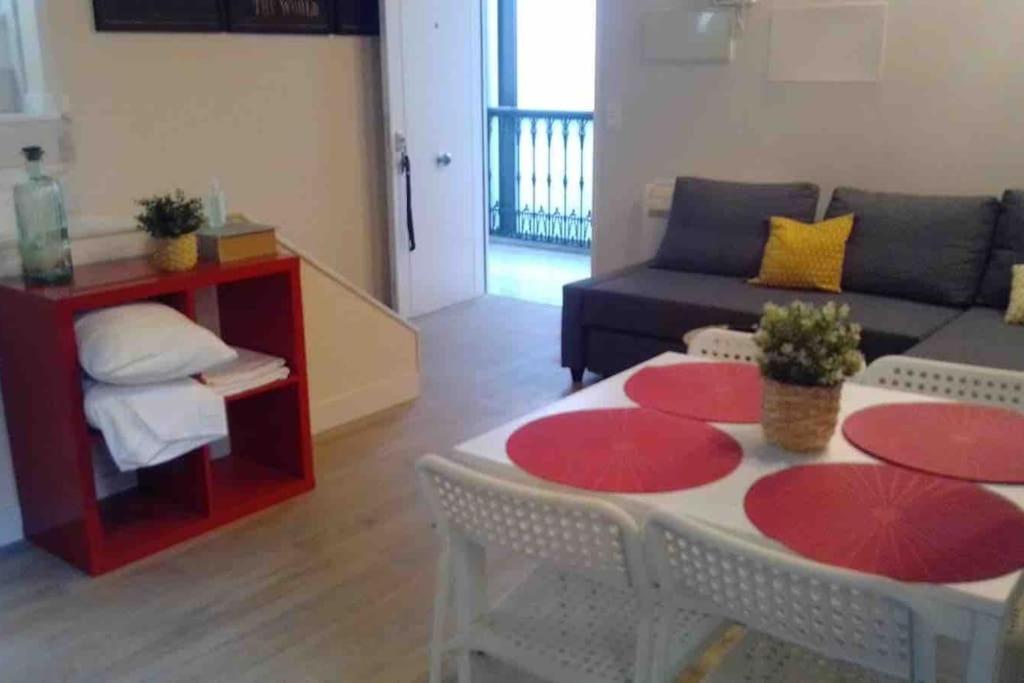 Esse Atico. Precioso Atico Con Terraza En Pleno Centro Lägenhet Sevilla Exteriör bild