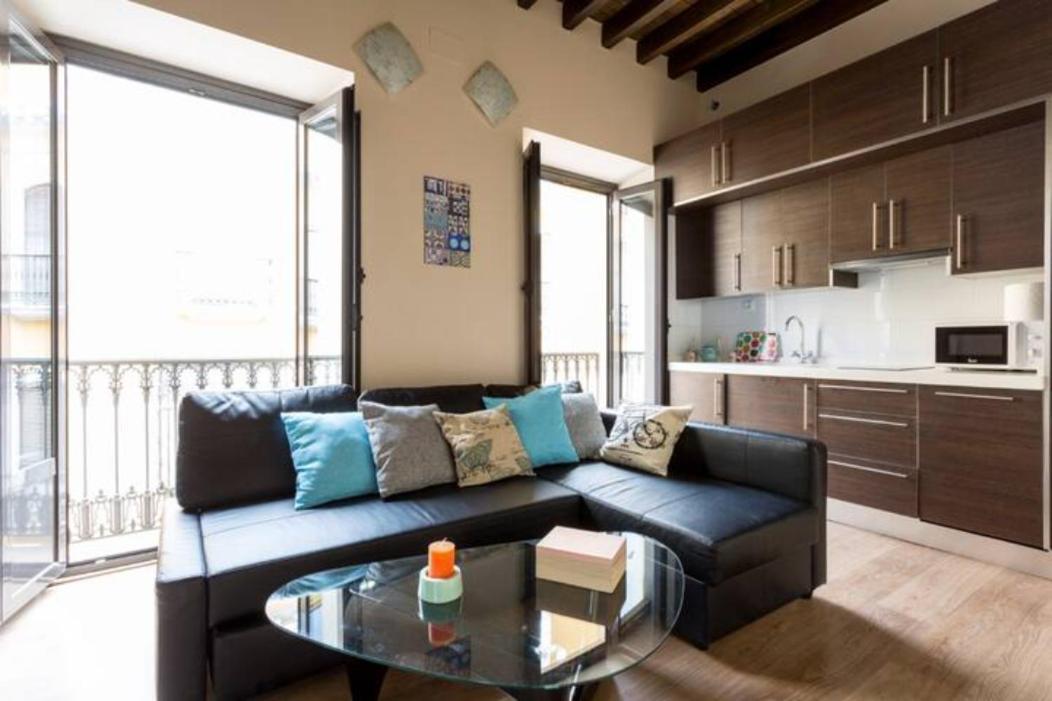 Esse Atico. Precioso Atico Con Terraza En Pleno Centro Lägenhet Sevilla Exteriör bild
